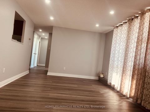 Photo 9 at 1905 - 2645 Kipling Avenue, Jamestown, Toronto