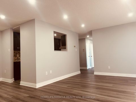Photo 10 at 1905 - 2645 Kipling Avenue, Jamestown, Toronto