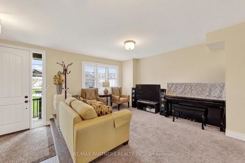 Photo 4 at 3 Fernhill Lane, Angus Glen, Markham