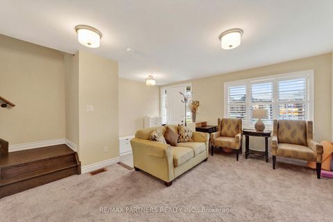 Photo 5 at 3 Fernhill Lane, Angus Glen, Markham