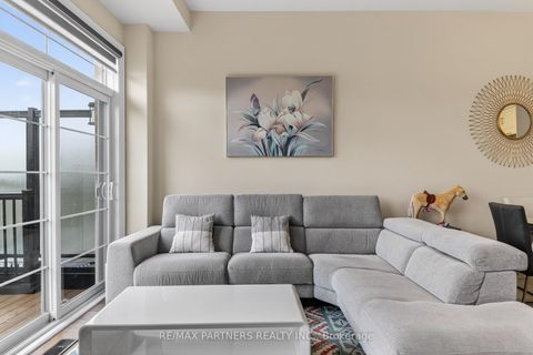 Photo 13 at 3 Fernhill Lane, Angus Glen, Markham