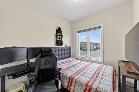 Photo 28 at 3 Fernhill Lane, Angus Glen, Markham