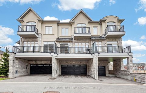 Photo 31 at 3 Fernhill Lane, Angus Glen, Markham