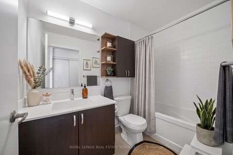 Photo 11 at 906 - 11 Superior Avenue, Mimico, Toronto