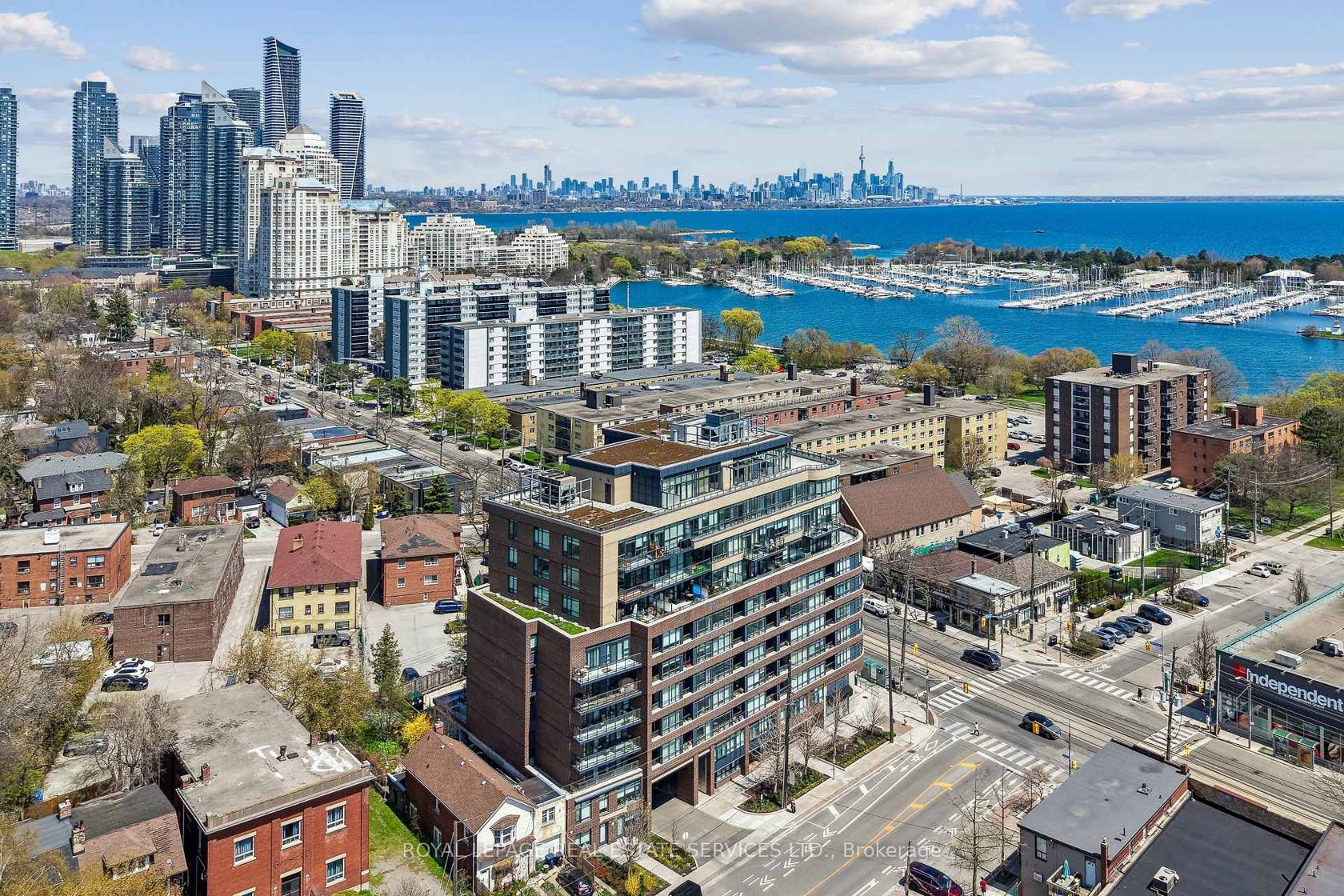 906 - 11 Superior Avenue, Mimico, Toronto photo number 2