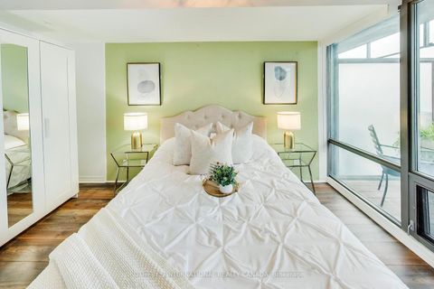Photo 16 at 2002 - 22 Wellesley Street, Yonge Corridor, Toronto