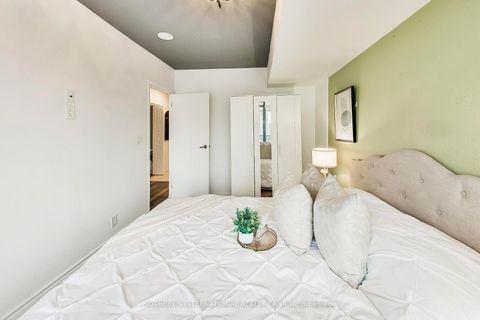 Photo 17 at 2002 - 22 Wellesley Street, Yonge Corridor, Toronto