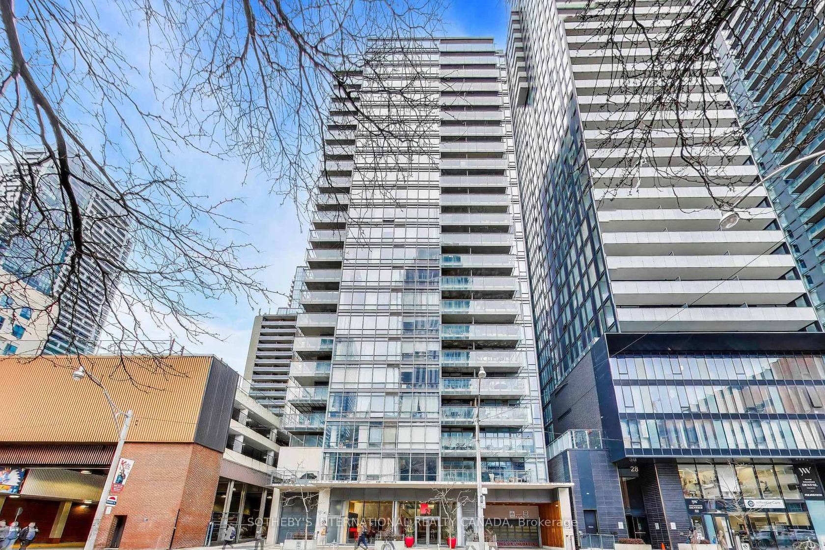 2002 - 22 Wellesley Street, Yonge Corridor, Toronto 