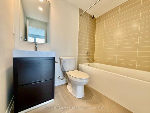 Photo 9 at 46 Green Gardens Boulevard, Lawrence, Toronto