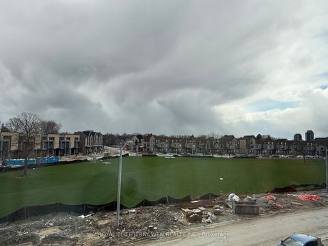Photo 18 at 46 Green Gardens Boulevard, Lawrence, Toronto
