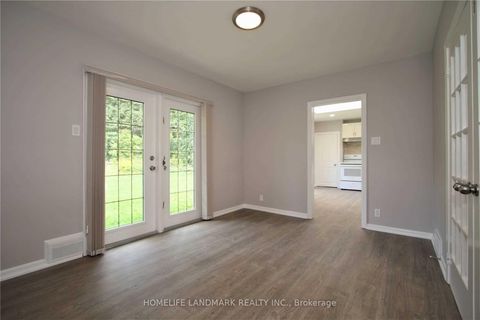 Photo 8 at 3 Elmbank Road, Uplands, Vaughan