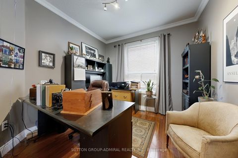 Photo 11 at 32 Stephanie Lane, Painswick South, Barrie