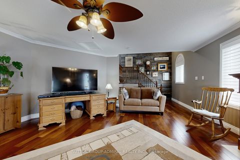 Photo 22 at 32 Stephanie Lane, Painswick South, Barrie