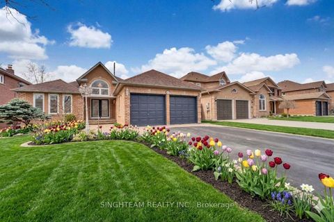 Photo 0 at 85 Cityview Circle, Holly, Barrie