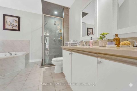 Photo 11 at 85 Cityview Circle, Holly, Barrie