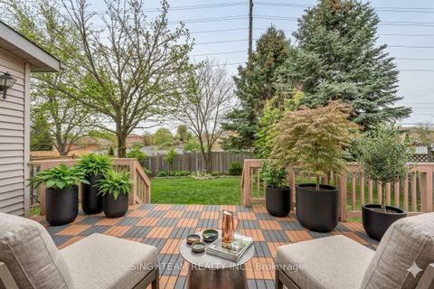 Photo 19 at 85 Cityview Circle, Holly, Barrie