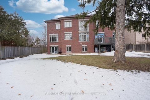 Photo 4 at 19 Addison Street, North Richvale, Richmond Hill