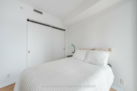 Photo 14 at 3012 - 125 Peter Street, Waterfront Communities C1, Toronto
