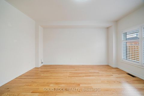 Photo 10 at 22 Tait Crescent, Bowmanville, Clarington