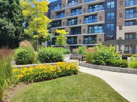 Photo 2 at 201 - 1 Falaise Road, West Hill, Toronto