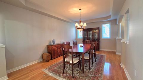 Photo 13 at 30 O'Hara Crescent, Jefferson, Richmond Hill