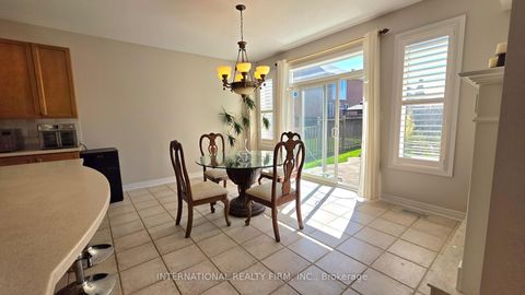 Photo 14 at 30 O'Hara Crescent, Jefferson, Richmond Hill