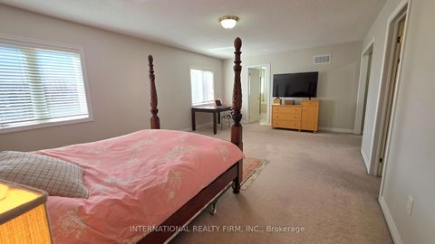 Photo 37 at 30 O'Hara Crescent, Jefferson, Richmond Hill