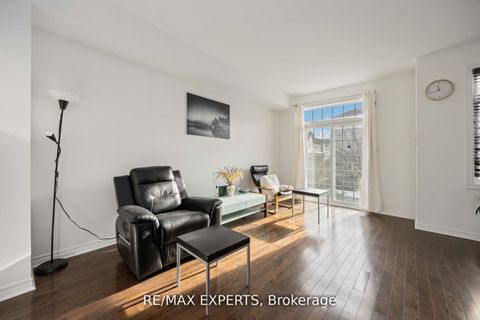 Photo 12 at 19B Oak Street, Weston, Toronto