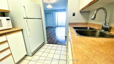 Photo 8 at 1708 - 18 Hillcrest Avenue, Willowdale East, Toronto