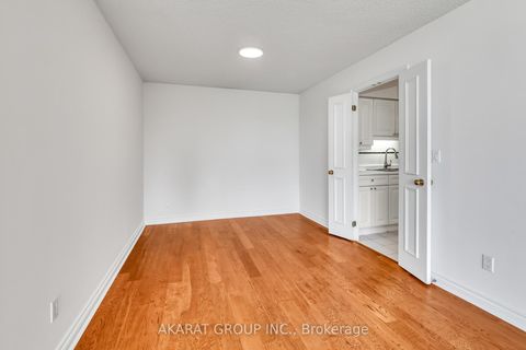 Photo 10 at 602 - 1 Palace Pier Court, Mimico, Toronto