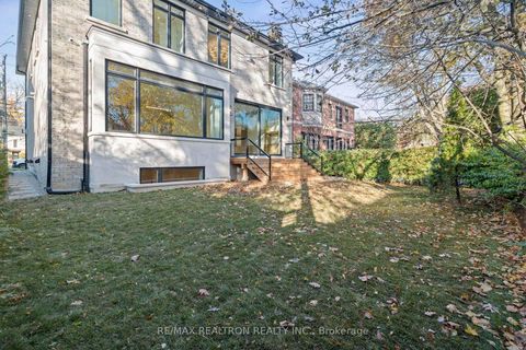 Photo 1 at 431 Heath Street E, Leaside, Toronto