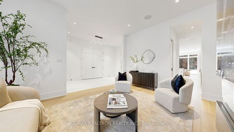 Photo 12 at 431 Heath Street E, Leaside, Toronto