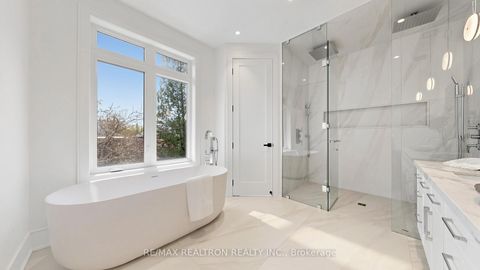 Photo 28 at 431 Heath Street E, Leaside, Toronto