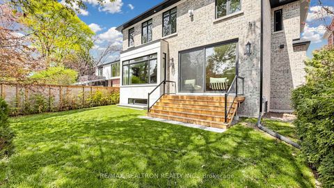 Photo 37 at 431 Heath Street E, Leaside, Toronto