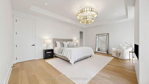 Photo 40 at 431 Heath Street E, Leaside, Toronto