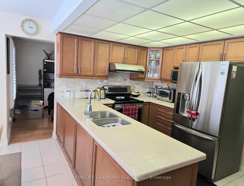 Photo 10 at 144 Canongate Trail, Steeles, Toronto