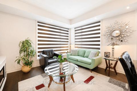 Photo 4 at 7 - 8 Marquette Avenue, Lawrence, Toronto