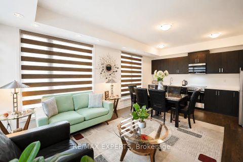Photo 5 at 7 - 8 Marquette Avenue, Lawrence, Toronto