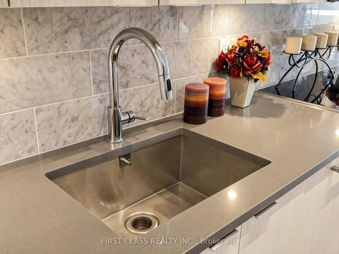 Photo 12 at 635 - 38 Iannuzzi Street, Niagara, Toronto