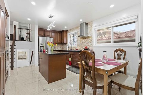 Photo 12 at 204A Bellamy Road N, Eglinton East, Toronto