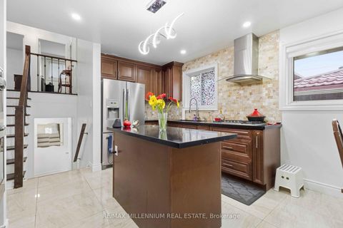 Photo 16 at 204A Bellamy Road N, Eglinton East, Toronto