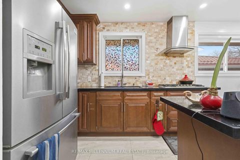 Photo 17 at 204A Bellamy Road N, Eglinton East, Toronto