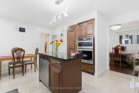 Photo 18 at 204A Bellamy Road N, Eglinton East, Toronto