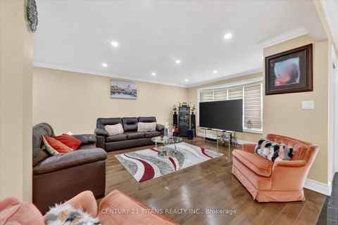 Photo 4 at 47 Kentish Crescent, Malvern West, Toronto