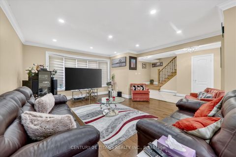 Photo 5 at 47 Kentish Crescent, Malvern West, Toronto