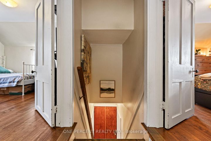 Photo 11 at 3 Bird Avenue, Downtown Brampton, Brampton