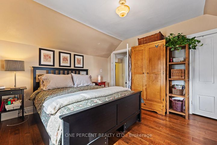 Photo 12 at 3 Bird Avenue, Downtown Brampton, Brampton