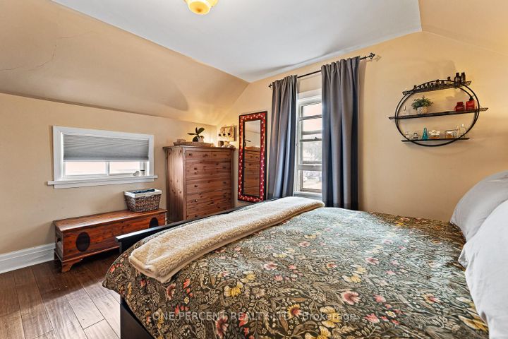 Photo 13 at 3 Bird Avenue, Downtown Brampton, Brampton