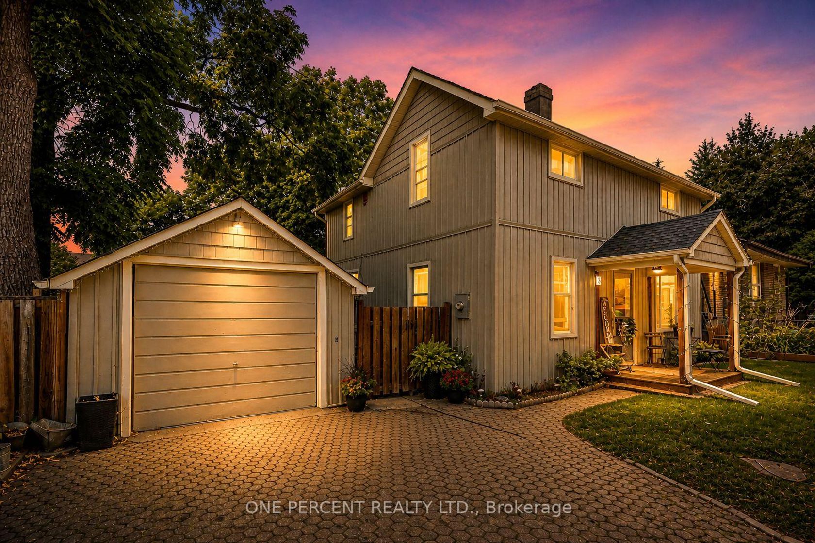 3 Bird Avenue, Downtown Brampton, Brampton 2