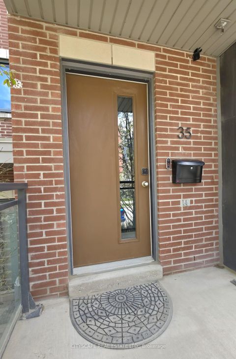 Photo 5 at 35 Oak Street, Regent Park, Toronto